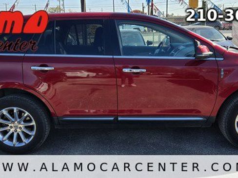 Used 2013 Lincoln MKX FWD image 6