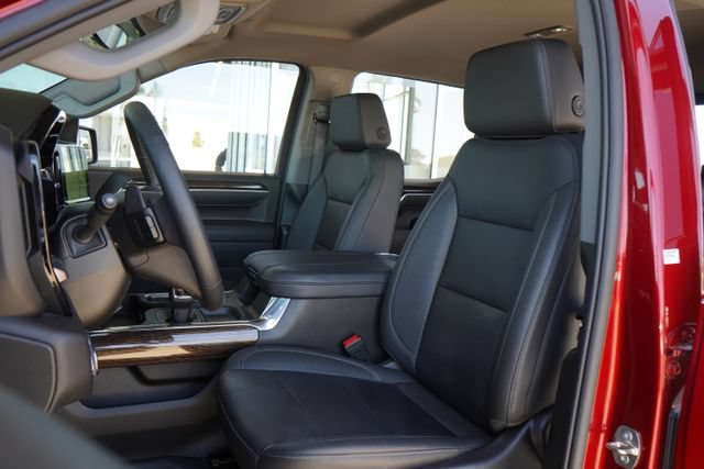 Used 2024 GMC Sierra 1500 Elevation w/ Elevation Premium Package RWD image 29