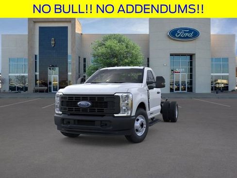 New 2025 Ford F350 XL image 2