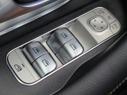 New 2026 Mercedes-Benz GLS 450 4MATIC image 25