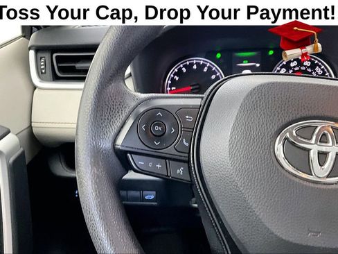 Used 2019 Toyota RAV4 XLE w/ Convenience Package FWD image 25