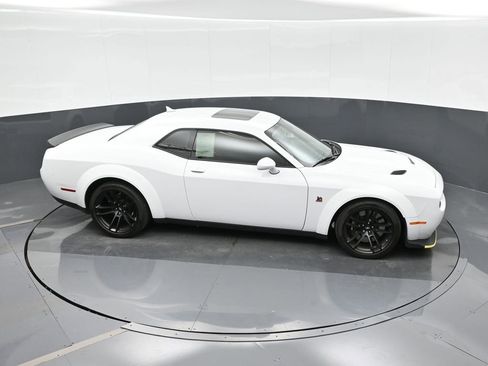Used 2023 Dodge Challenger R/T Scat Pack image 31
