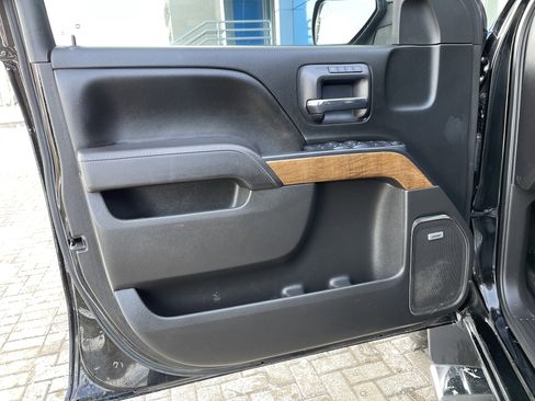 Used 2017 Chevrolet Silverado 1500 LTZ w/ Sport Package image 15