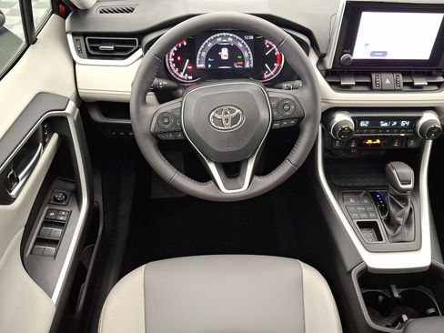 Certified 2023 Toyota RAV4 XLE Premium AWD/4WD image 13