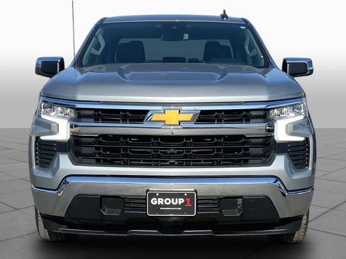 Used 2024 Chevrolet Silverado 1500 LT RWD image 4