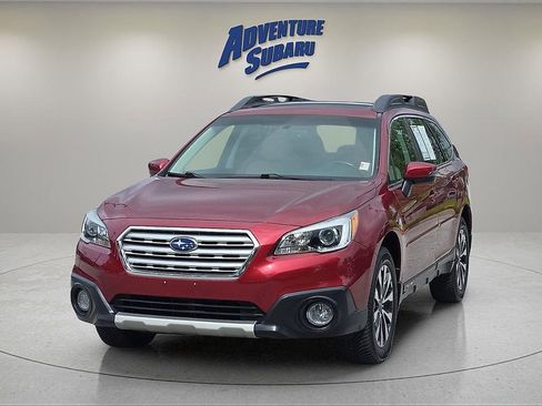 Used 2016 Subaru Outback 2.5i Limited AWD/4WD image 2