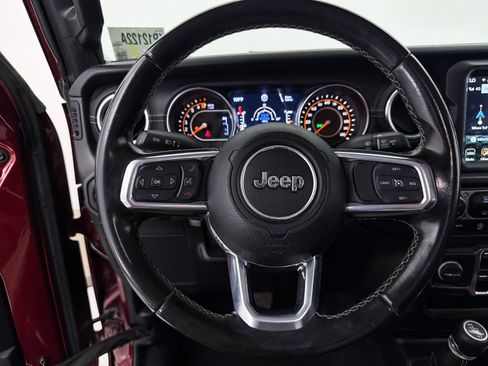 Used 2021 Jeep Gladiator Overland w/ Popular Equipment Package AWD/4WD image 3
