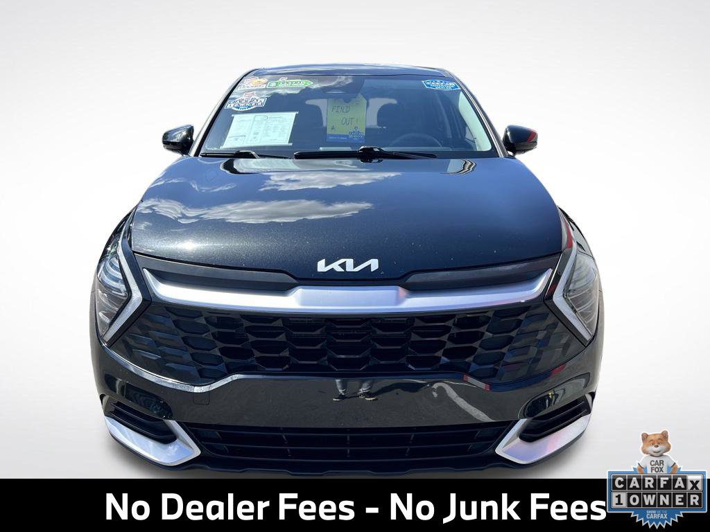 Used 2024 Kia Sportage LX FWD image 2