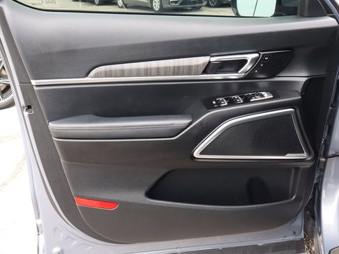 Used 2024 Kia Telluride SX image 13