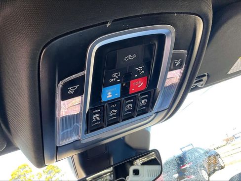 Certified 2026 RAM 1500 Laramie image 32