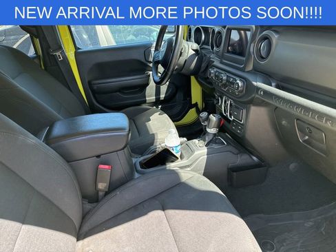Used 2022 Jeep Wrangler Unlimited Sport w/ Xtreme Recon 35" Tire Package AWD/4WD image 12