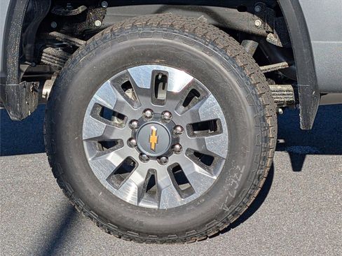 New 2026 Chevrolet Silverado 3500 LT image 7