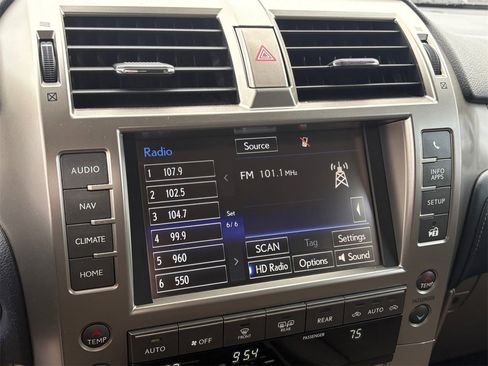 Used 2021 Lexus GX 460 Premium image 21