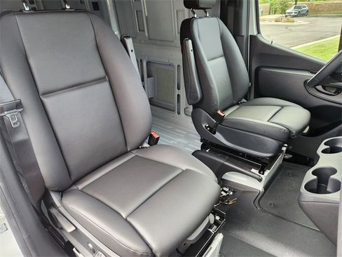New 2025 Mercedes-Benz Sprinter 2500 image 16