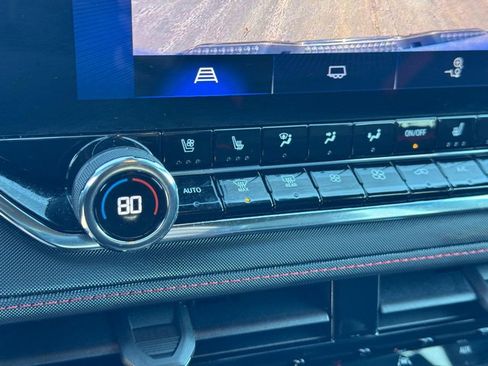 Used 2023 Chevrolet Colorado Z71 w/ Z71 Convenience Package 2 image 21