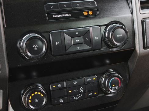 Used 2019 Ford F550 2WD Crew Cab Super Duty image 27