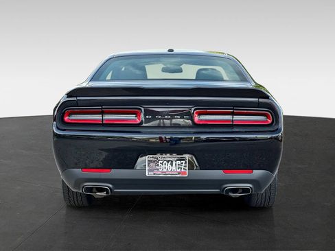 Used 2017 Dodge Challenger SXT RWD image 6