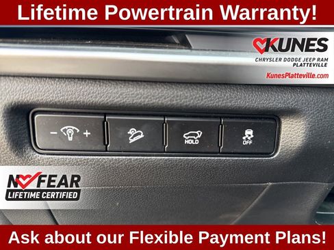 Used 2025 Kia Telluride S image 17