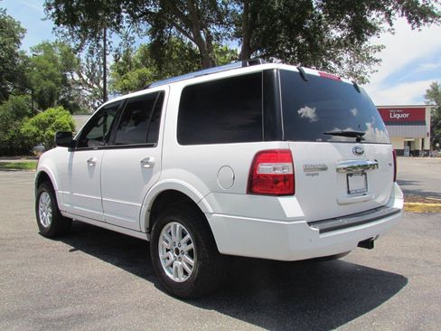 Used 2014 Ford Expedition Limited w/ Equipment Group 301A RWD image 8