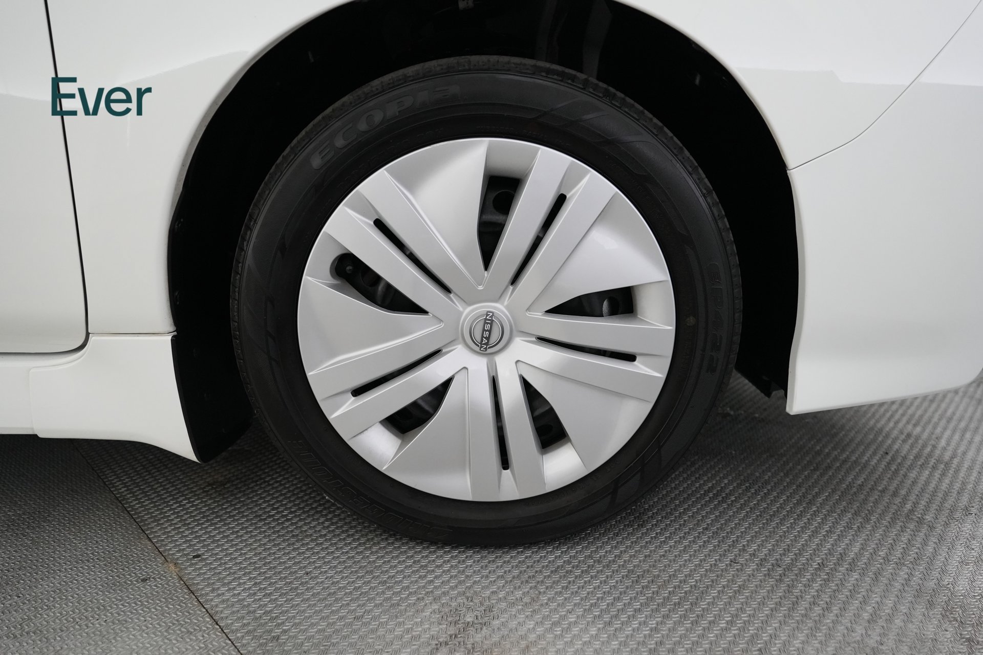 Used 2025 Nissan Leaf S FWD image 20