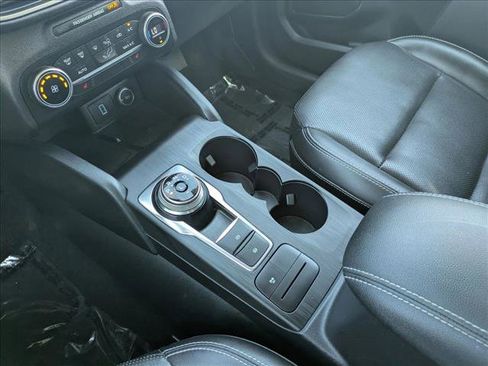 Used 2020 Ford Escape SE Sport image 12