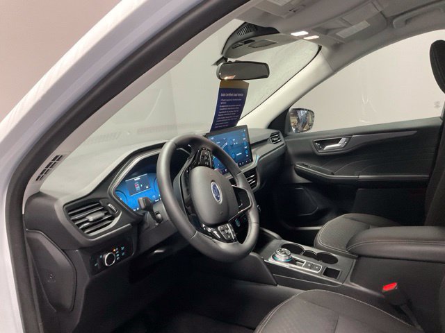 Used 2023 Ford Escape Active w/ Tech Pack #2 AWD/4WD image 16