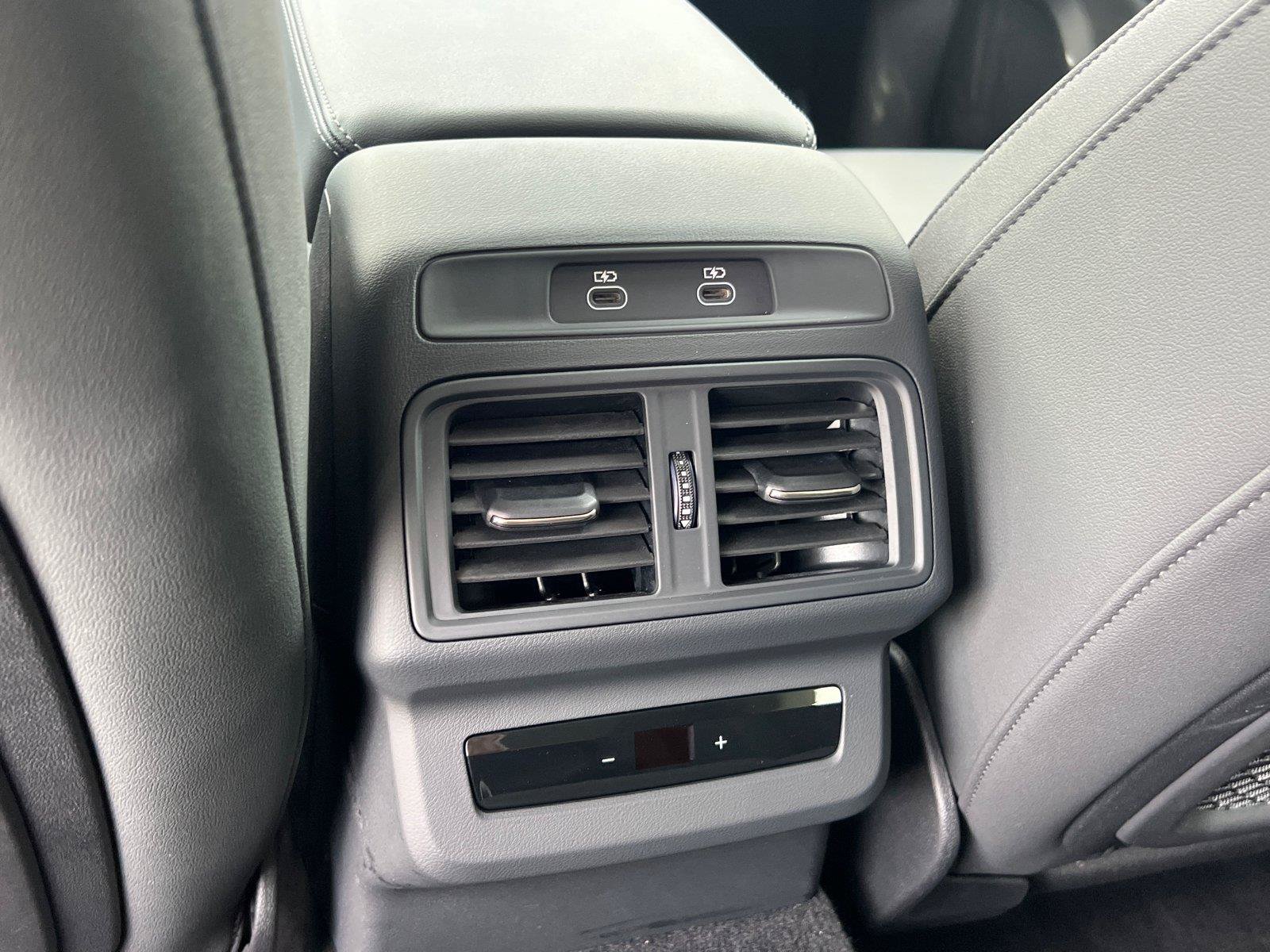 Certified 2025 Audi Q5 Premium Plus w/ Premium Plus AWD/4WD image 23