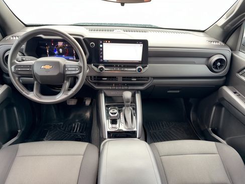 Used 2023 Chevrolet Colorado W/T w/ WT Convenience Package II AWD/4WD image 17