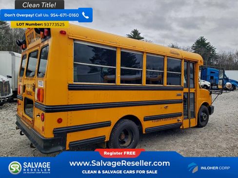 Used 2014 Chevrolet Express 3500 w/ School Bus Package RWD image 5
