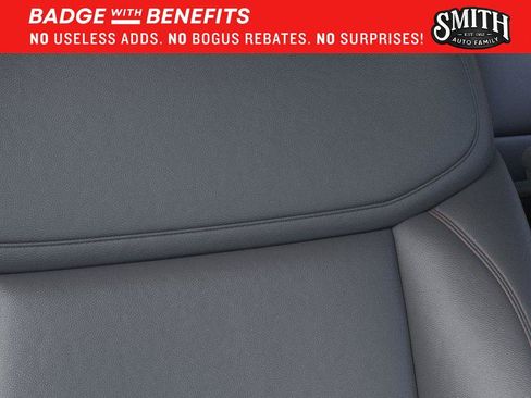 New 2025 Ford Expedition Active RWD image 17