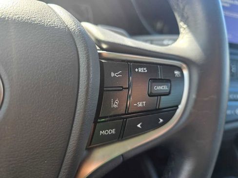Certified 2024 Lexus ES 350 w/ Accessory Package (Z1) FWD image 32