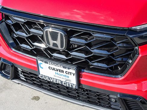 Used 2025 Honda CR-V Sport-L image 6