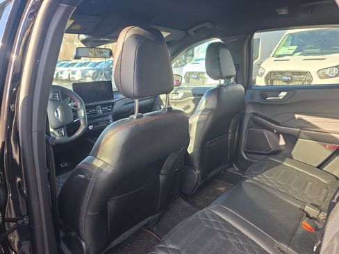 Certified 2023 Ford Escape ST-Line Elite w/ Premium Technology Package image 25