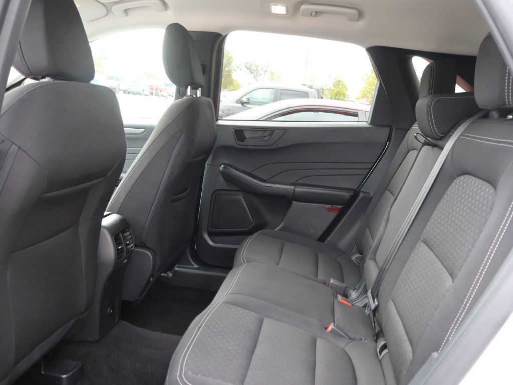 Used 2025 Ford Escape Active AWD/4WD image 16
