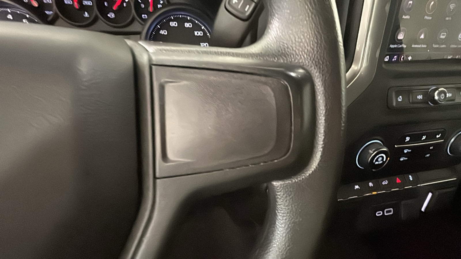 Used 2023 Chevrolet Silverado 1500 Custom AWD/4WD image 19