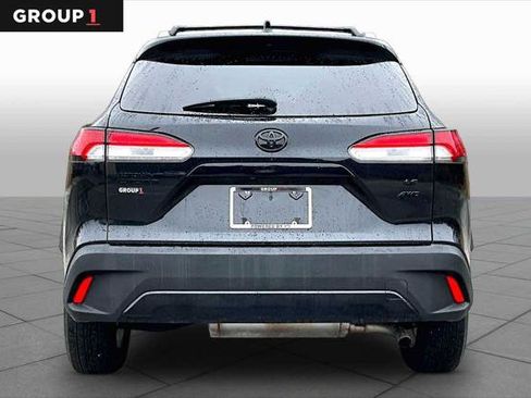 Certified 2022 Toyota Corolla Cross LE w/ Black Badges Package (TMS) AWD/4WD image 5