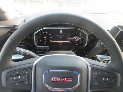 New 2026 GMC Sierra 2500 SLE w/ SLE Value Package; AWD/4WD image 18