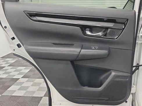 Certified 2025 Honda CR-V EX-L image 17
