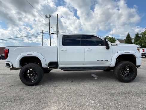 Used 2020 GMC Sierra 2500 AT4 w/ AT4 Premium Package AWD/4WD image 9