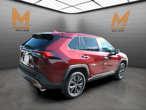 Certified 2023 Toyota RAV4 Limited AWD/4WD image 4