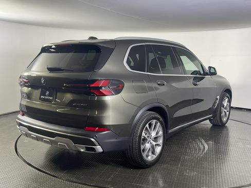 Used 2026 BMW X5 xDrive40i AWD/4WD image 6