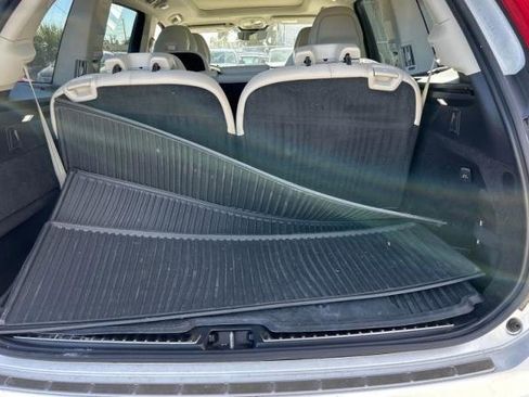 Certified 2023 Volvo XC90 B5 Plus w/ Protection Package Premier image 10