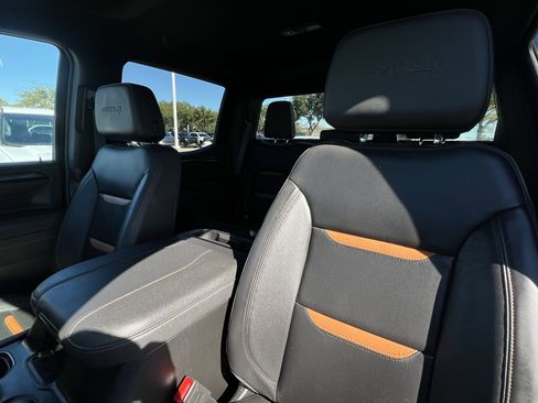 Used 2025 GMC Sierra 1500 AT4 image 22