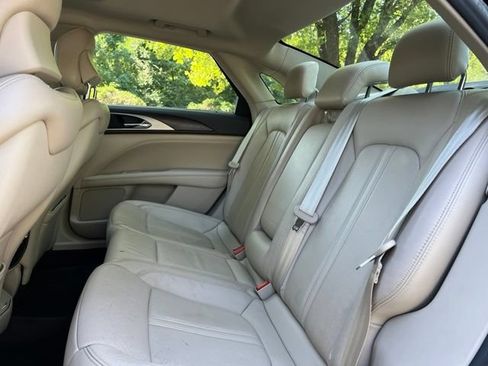 Used 2017 Lincoln MKZ Reserve AWD/4WD image 17