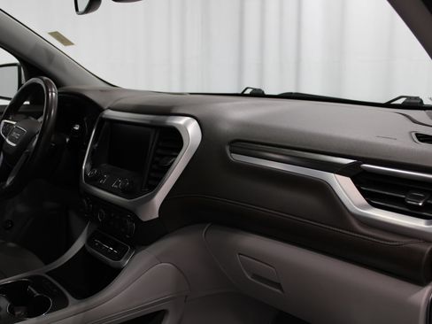 Used 2021 GMC Acadia SLT AWD/4WD image 25