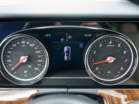 Used 2019 Mercedes-Benz E 450 4MATIC Wagon image 19