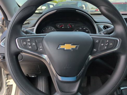 Used 2024 Chevrolet Malibu LT FWD image 24