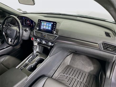 Used 2020 Honda Accord Sport image 32