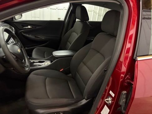 Used 2023 Chevrolet Malibu LT FWD image 25