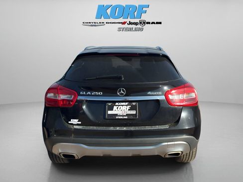 Used 2019 Mercedes-Benz GLA 250 4MATIC image 9